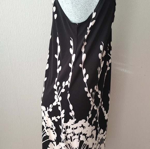 Jonathan Martin Sleeveless Black Floral Dress 10 - Picture 2 of 8